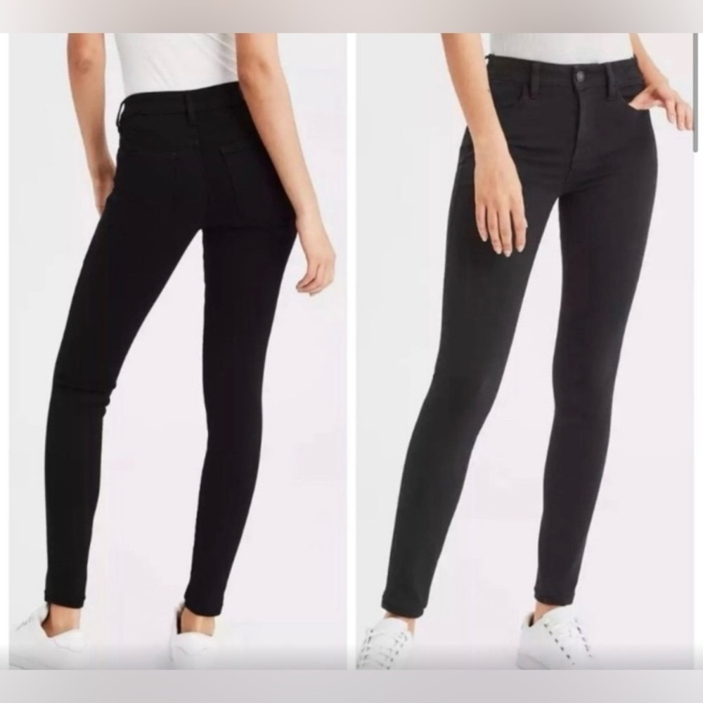 American Eagle SIZE 2 Womenโs Extreme Stretch High Rise Black Jeans Skinny